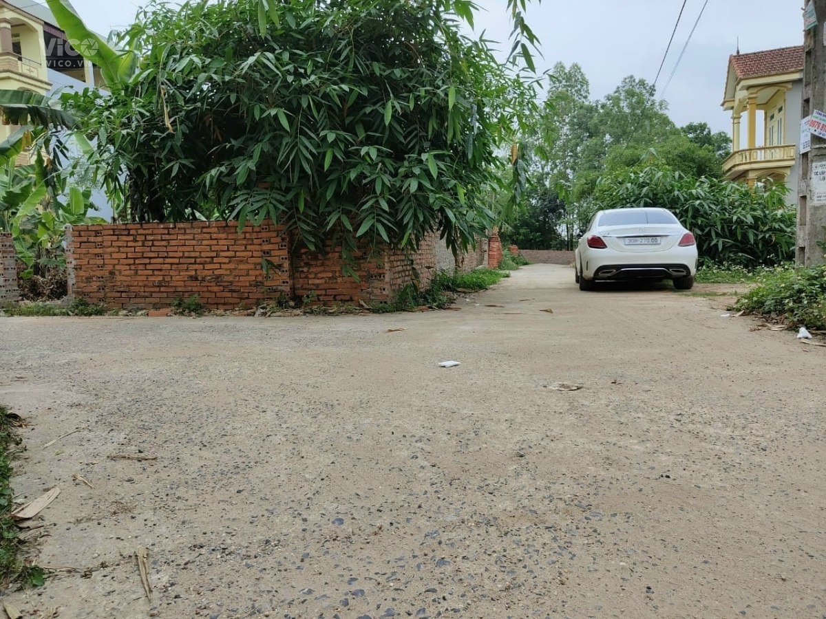 Cần bán gấp đất tại Minh Trí giáp KCN, Ô tô, Thoáng, 85M, 1.2 Tỷ