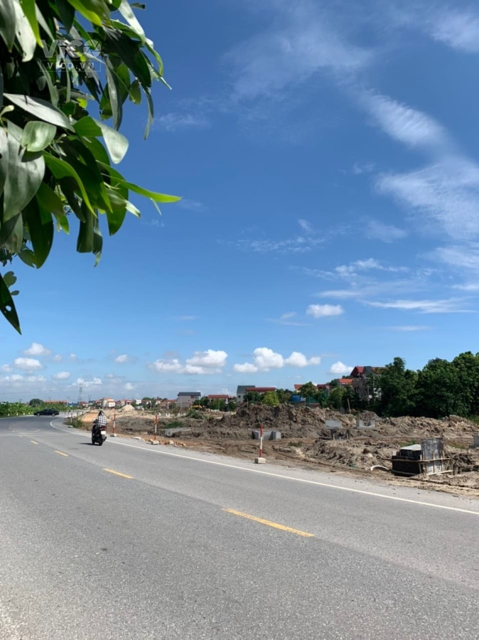 Mặt TL 280 cần bán lô đất thuộc Lãng Ngâm Gia Bình, Bắc Ninh