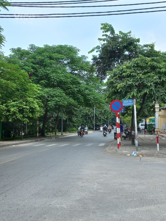 Bán mảnh Đất 120m2 Nguyễn Ngọc Vũ xây CCmini 0909858789