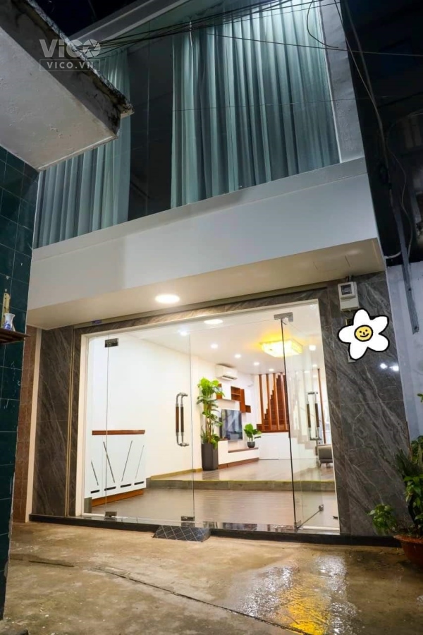 BÁN NHÀ TRẦN VĂN QUANG TÂN BÌNH.. NHÀ 2 TẦNG MỚI ĐẸP NGANG GẦN 5M VUÔNG VỨC HẺM XE HƠI XE