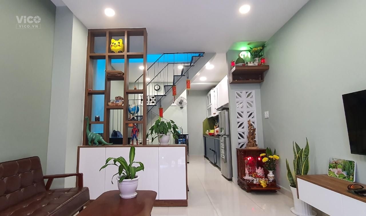 Nhà BTCT đường Lê Quang Định,Bình Thạnh,32m2 (4x8), 2Tầng chỉ 3.5 Tỷ.