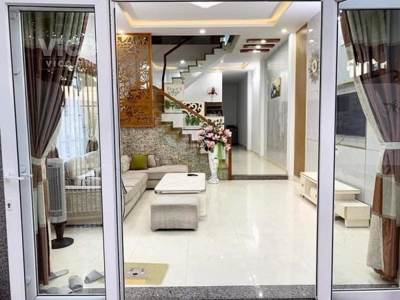 Cần tiền bán gấp nhà mặt tiền đường Đàm Văn Lễ, Quận Cẩm Lệ, Đà Nẵng