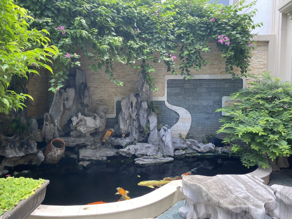 Bán biệt thự sân vườn kđt Sài Đồng đẳng cấp 5sao mt15m hơn 90tr/m2