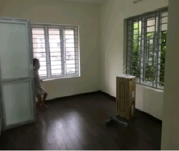 .Gia đình bán nhà MT Nguyễn Tri Phương, 3 tầng, 112m2