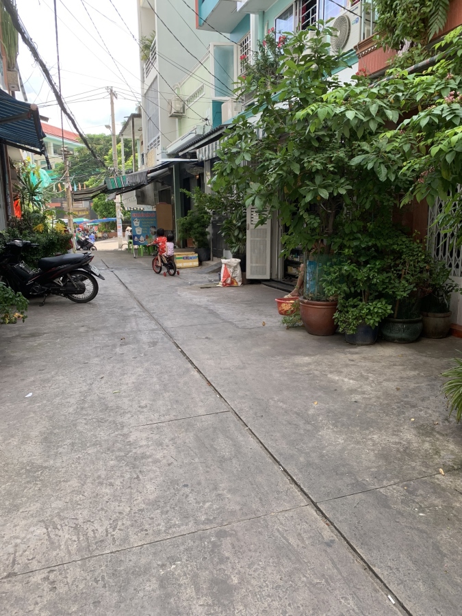 Bán nhà hẻm đường 762 Hồng Bàng, Q.11. DT 3.85m x 13.5m