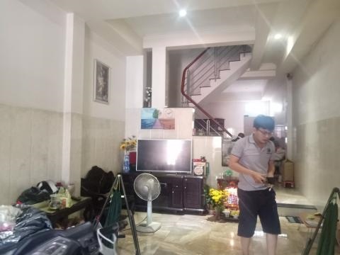 Cần vốn kinh doanh bán gấp nhà đường Kinh Dương Vương, P12, Q6.