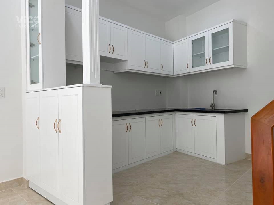 HXH P. Tân Thuận Tây Quận 7 Sát mặt tiền 3 tầng BTCT Giá tỷ5
