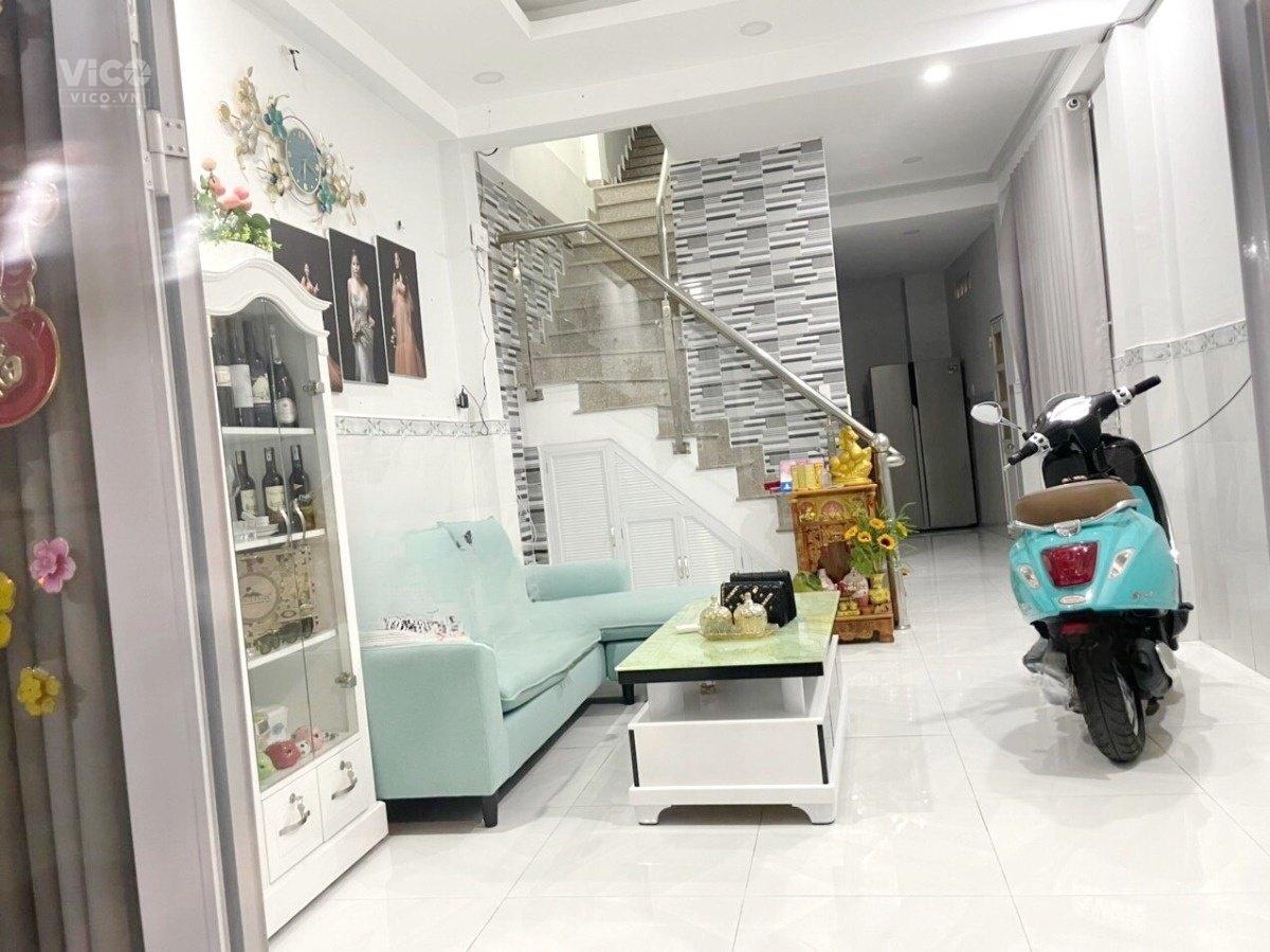 Nhà hẻm xe hơi sát MT Đặng Chất Phường 2 Quận 8 giá 6 tỷ 2