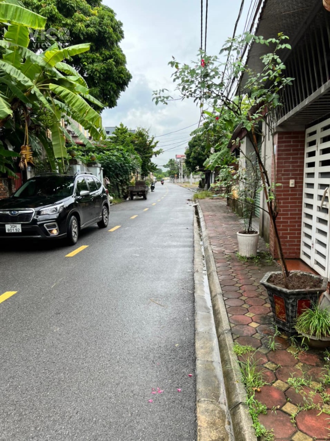 Bán đất Ỷ Lan Gia Lâm_102 m2_4,5 tỷ