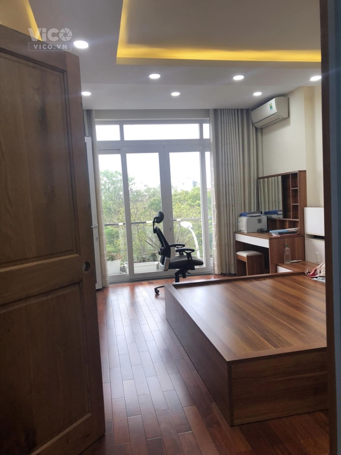 NHÀ ĐẸP XE HƠI NGỦ TRONG NHÀ, VIEW CÔNG VIÊN, 2 MẶT ĐƯỜNG, GIÁP ĐẠI LỘ VÕ VĂN KIỆT.