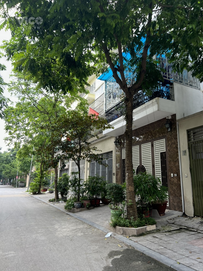 Liền kề văn phú hà đông 100m2 tỷ vỉa hè ô tô tránh 11.9 tỷ.
