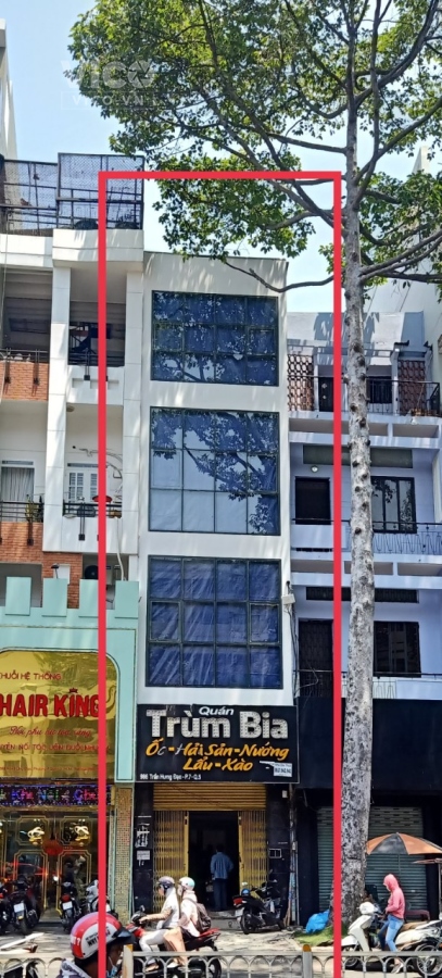 Cho thuê nhà Nguyên Căn 986 Trần Hưng Đạo, P.7 Quận 5, 4x18m, trệt 3 lầu có thang máy