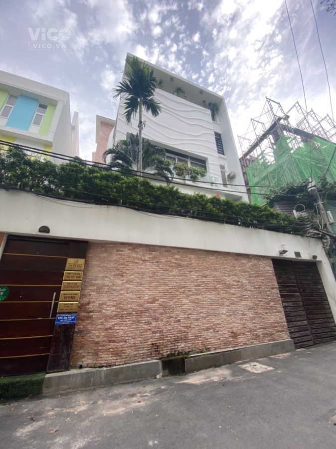 HXH 38/6a Nguyễn Văn Trỗi, phường 15, quận phú nhuận, 14x32m, hầm lửng, 4 lầu