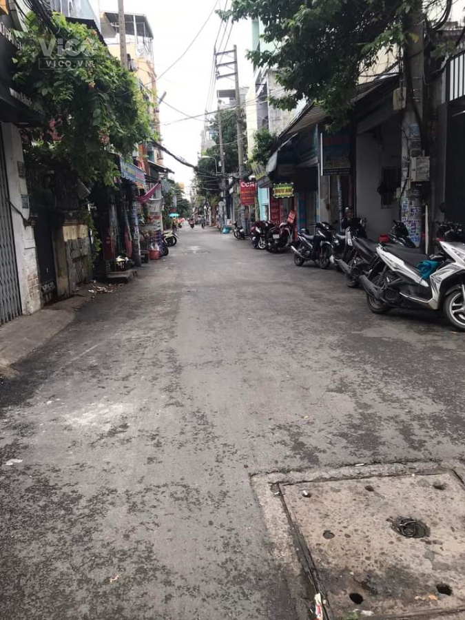 NHÀ BÁN SIÊU HIẾM,NGANG KHỦNG(6X12)ÔTÔ ĐỖ CỬA,10M RA XE TĂNG ĐUA CHỈ 5.1TỶ.LH E QUYÊN 0368460456