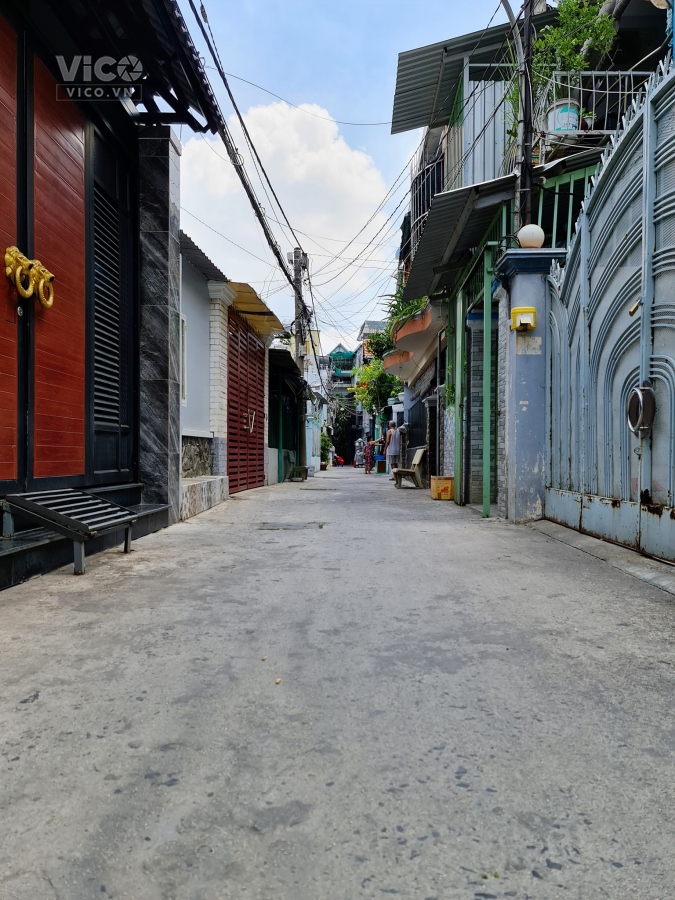 NHÀ PHỐ.79M2 BÙI MINH TRỰC ,F6,Q8 Chỉ 5.5 Tỷ. XE 16 CHỔ ĐỔ TRONG NHÀ