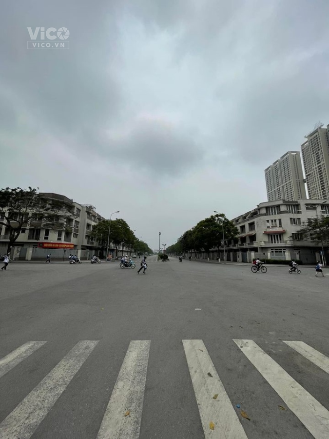 Bán nhà LK KĐT An Hưng 82.5m 4 tầng mặt tiền 5m 10.8 tỷ có TL