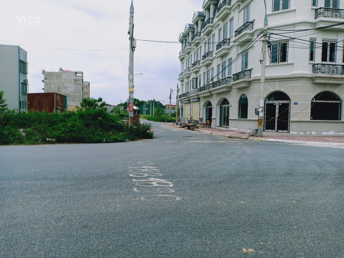 Bán LK Đấu Gía Lai Xá, vị trí kinh doanh 80m24 tầng Đường 24mLH 0382703234.