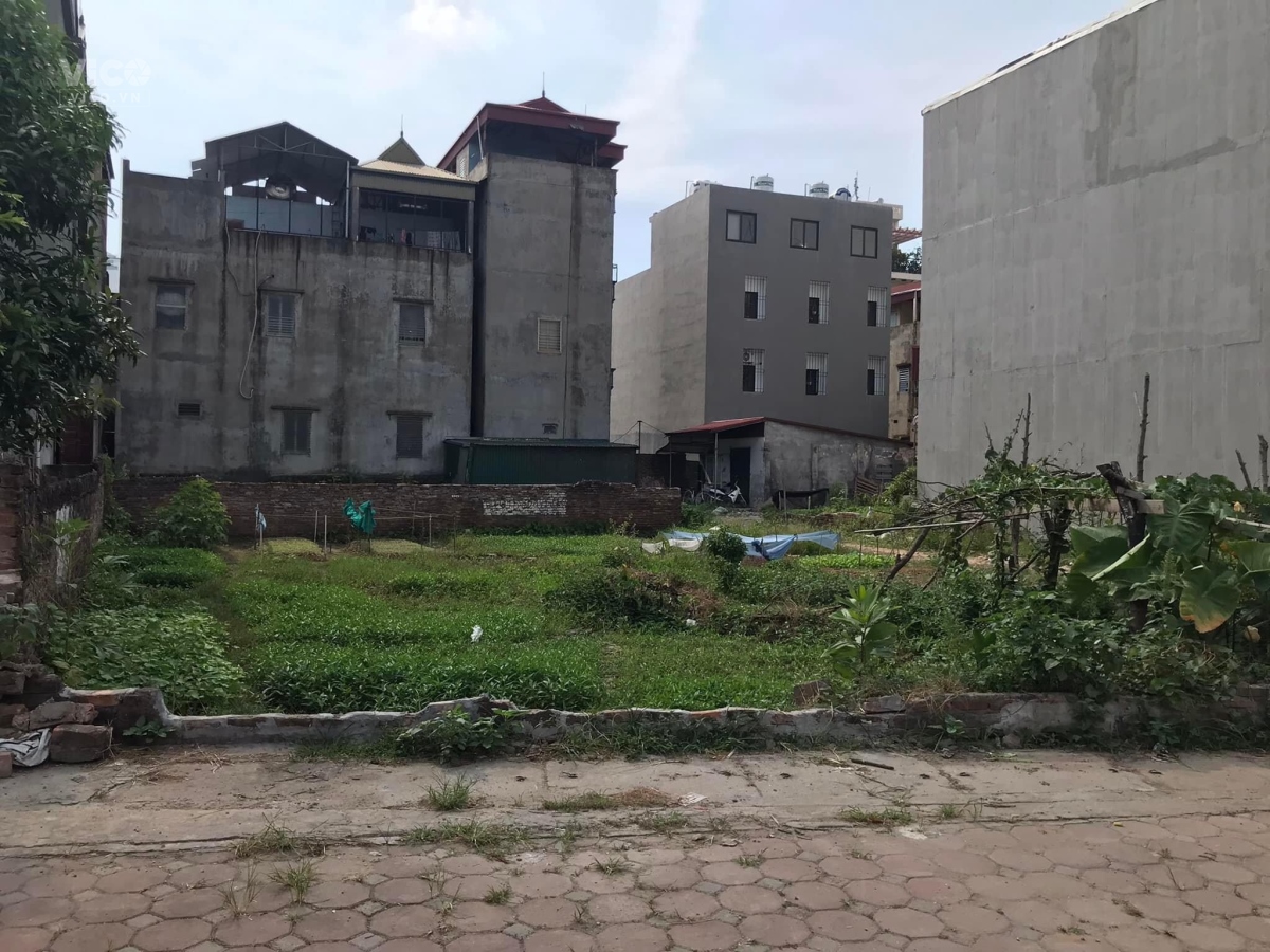 Bán Đất Mặt Ngõ Thanh Am 34m Mt 4m Nhỉnh 2 tỷ Tặng GPXD 4,5 Tầng Nở Hậu.