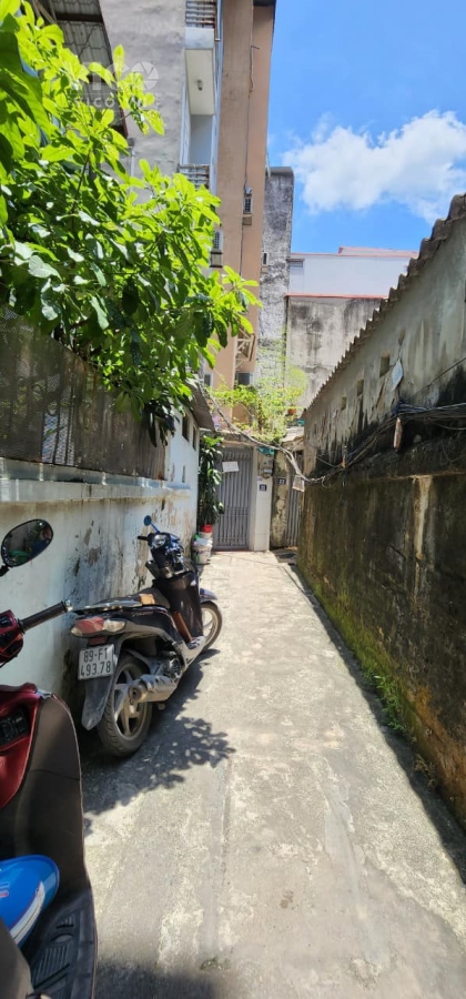 Bán đất ngõ Phố Đường LángĐĐ, dt 85m2,mt7m giá 6.3 tỷ.SĐCC