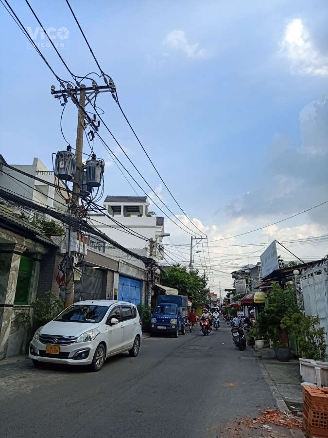 XE HƠI CHẠY TỨ TUNG KINH DOANH ĐA NGÀNH NGHỀ. 102M2 TRẦN XUÂN SOẠN, TÂN HƯNG ,QUẬN 7 .CHỈ 7.9