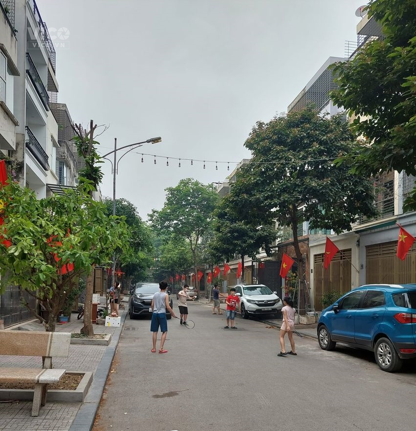 Bán LK Văn Phú 90m 4 tầng mặt tiền 4.5m 10.5 tỷ