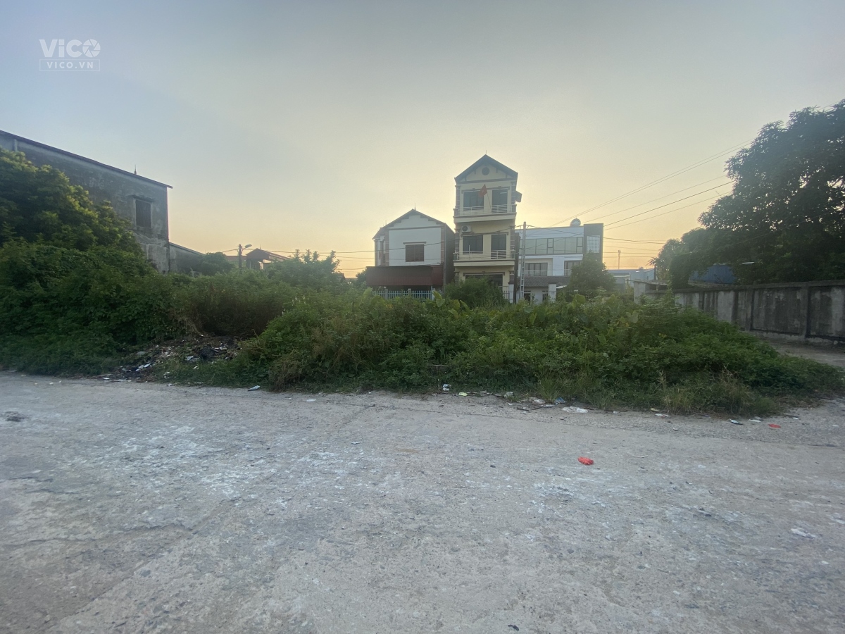 CC gửi bán 77,8m2 Khê Nữ Nguyên Khê Đông Anh . cách đường Lê Hữu Tựu chỉ 100m