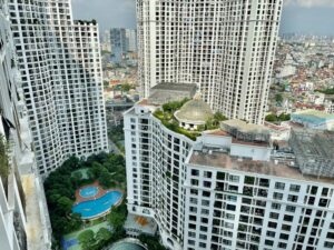 CHÍNH CHỦ BÁN NHÀ ROYALCITY MIỄN MÔI GIỚI Ạ
