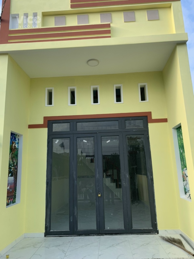Bán nhà lầu mới xây, mái thái siêu đẹp, sân oto đường oto thông chỉ 1ty6