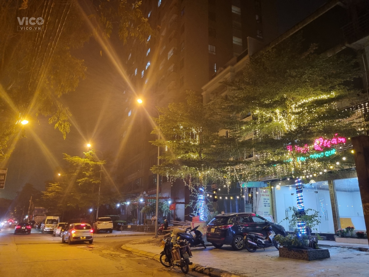 THỊNH LIỆT HOÀNG MAI 5 TẦNG KINH DOANH Ô TÔ DỪNG ĐỖ NGÀY ĐÊM KHU VÍP TRUNG TÂM QUẬN ỦY