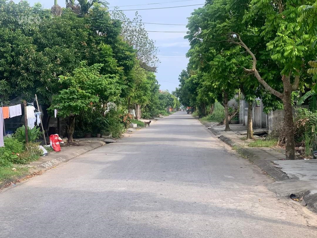 Lô đất 81m2 mặt đường Vũ Thị Ngọc Toàn, Tân Thành, Dương Kinh. Giá 1,x tỷ