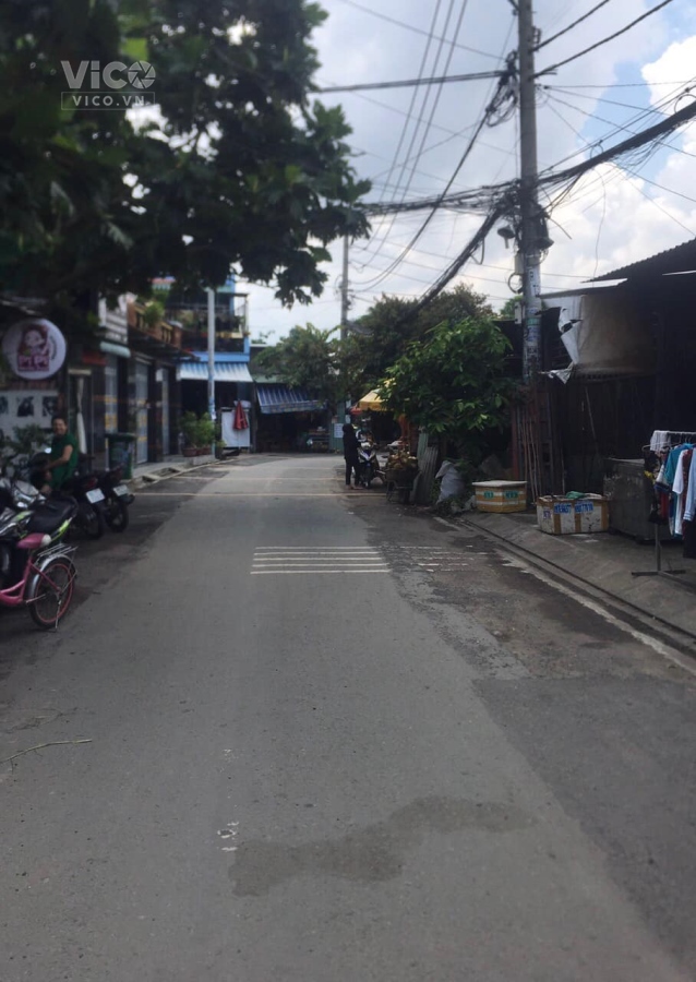MẶT TIỀN XUÂN THỚI THƯỢNG 30 HÓC MÔN 106 M2 GIÁ 3.9 TỶ.