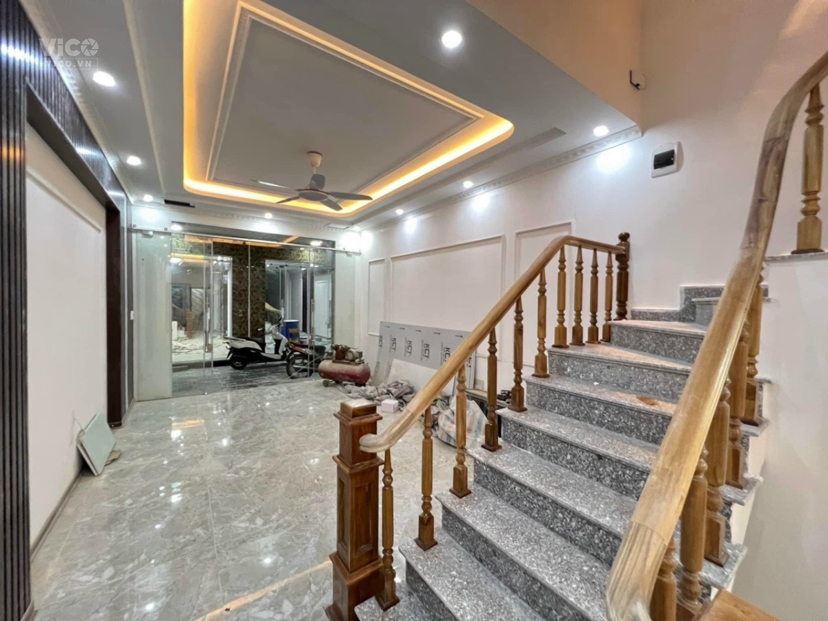 DÃY 8 CĂN NHÀ CAO CẤP 4TẦNG MẶT NGÕ Ngô Gia Tự_Phố Tây Văn Cao