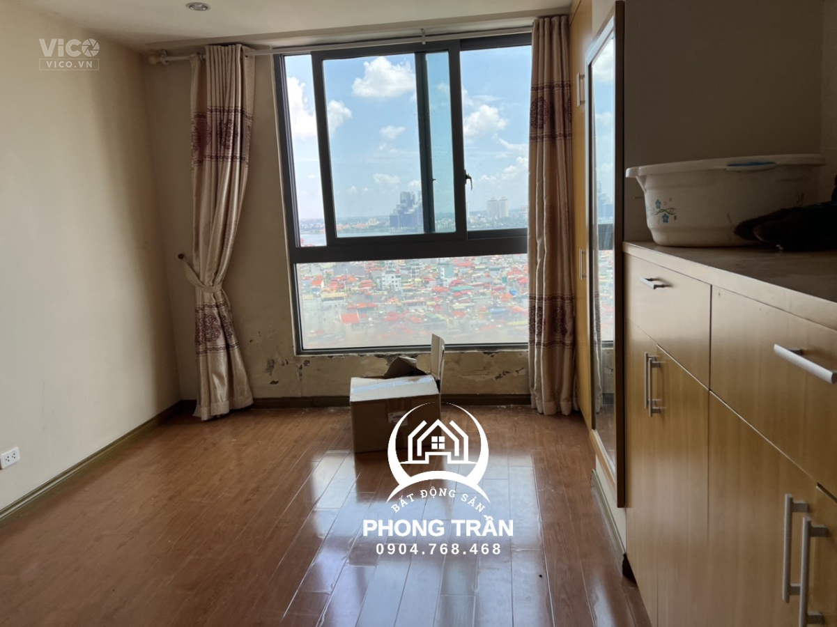 Bán căn hộ chung cư 671 Hoàng Hoa Thám, Ba Đình 112m2, 3N2VS. view Hồ Tây, Giá chỉ 4,8 tỷ