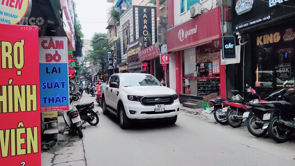 BÁN ĐẤT TRIỀU KHÚC 1 BƯỚC RA PHỐ 48M2 GIÁ 5.25 TỶ