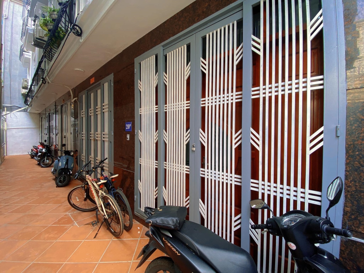 Bán nhà ngõ 28 Xuân La Tây Hồ nhà đẹp ở ngay DT 30m x 5 tầng giá 5 tỷ có lùi