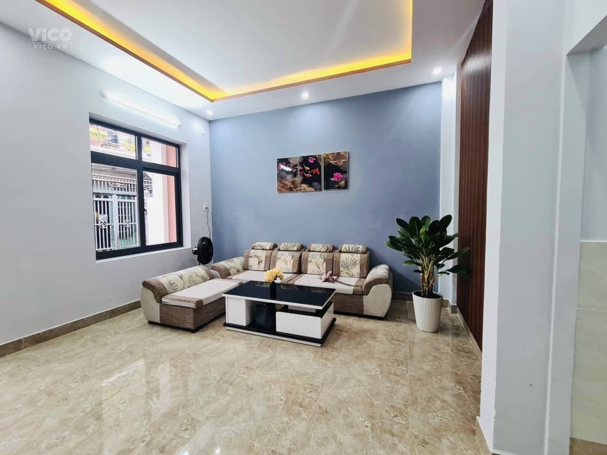 Nhà đẹp 2 mặt kiệt Lê Độ Thanh Khê, cách đường chính 15m.