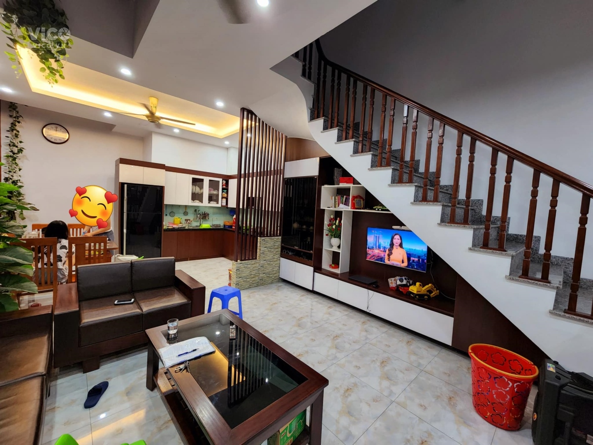 Bán nhà Khu Đấu Giá TĐC Kiến Hưng, Plo ô tô tránh, 65m2, 5m Tiền, Giá 7,9 tỷ.