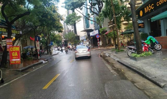 Bán nhà thang máy, gara ô tô Trần Đại Nghĩa, Hai Bà Trưng. 64m2 x 6t, giá 10,5 tỷ. 0977435869.