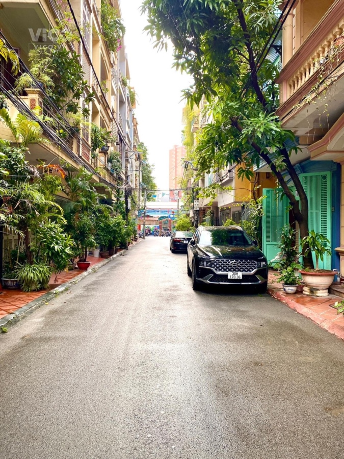 Bán gấp toà nhà KĐT Linh Đàm, Hoàng Mai 65M 6 tầng, MT5,5m, nhỉnh 10 TỶ. 0977435869.