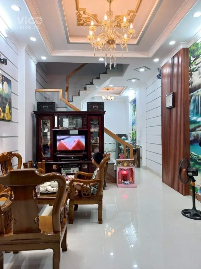 XOẮN NGỘP BÁN NHÀ 4X13 ĐẸP 3 TẦNG KHU TĂNG LONG Q.9 SÁT VÀNH ĐẢI 3 VÀ LÒ LU CHỈ 4.65 TỶ