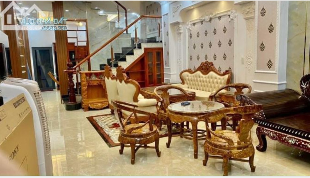 Nhà Sang Trọng Q10, 37m2, ba bước tới ngay chợ Hòa Hưng, 5.8 tỷ