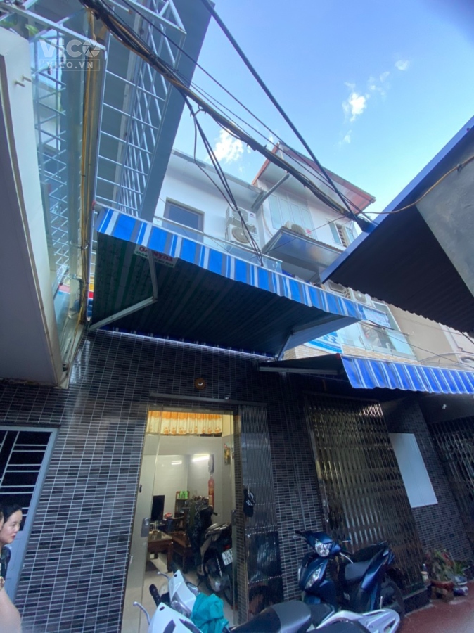 Bán nhà 2.5 tầng độc lập ngõ 97 Đình Đông dtmb 28m ngõ nông rộng. Sổ hồng chính chủ.