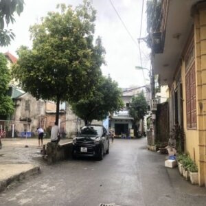 Chính chủ cần bán nhanh lô đất hướng đông nam sổ đỏ pháp lý rõ ràng