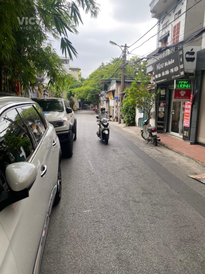 NHÀ NGUYỄN VĂN CỪ MẶT NGÕ Ô TÔ TRÁNH GARA 55 M2 4 TẦNG 6,3 TỶ