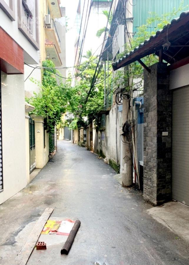 Mảnh đất hiếm giữa phố Nhật Chiêu và LL. Quân, sát Hồ Tây Dt40m, giá 5,5 tỷ.