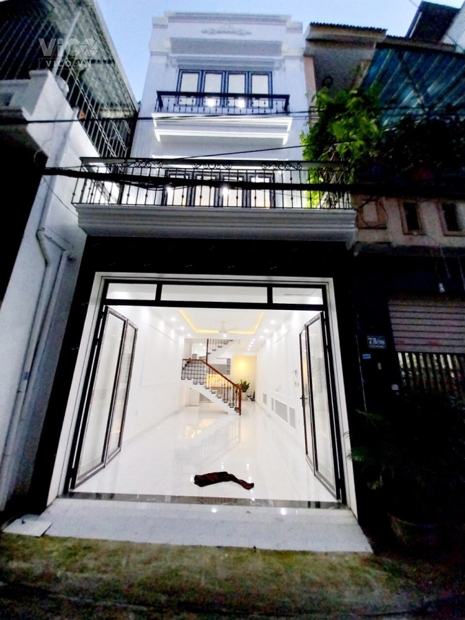 Nhà 3 tầng độc lập xây mới mặt ngõ Phạm Hữu Điều thông Nguyễn Công Hòa chưa bao gờ hết HOT. Giá 4