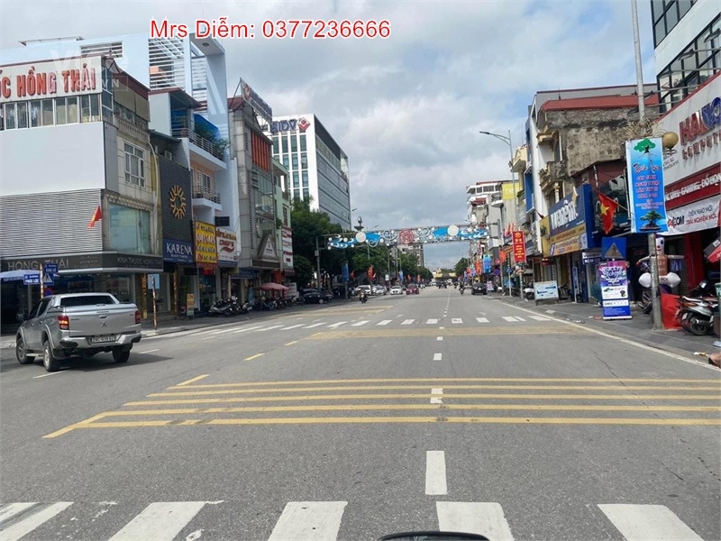 Giá chào 21.5 tỷ, Mrs cần bán 132m đất có nhà 2 tầng trục Cao Lỗ, Uy Nỗ, Đông Anh