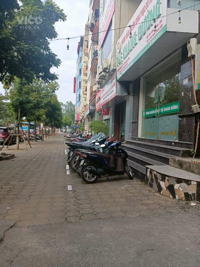 Chính chủ cần tiền bán gấp nhà phố Ngụy Như Kon Tum Thanh Xuân DT 86m2 giá 45 tỷ