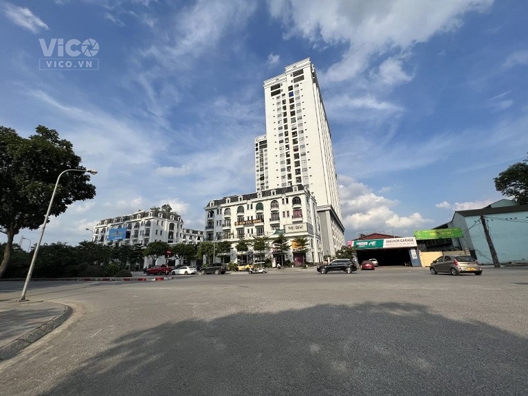 BÁN ĐÂT OTO TRÁNH VỈA HÈ KINH DOANH SIÊU ĐỈNH PHỐ SÀI ĐỒNG QUẬN LONG BIÊN MT 5.3M DT 50M