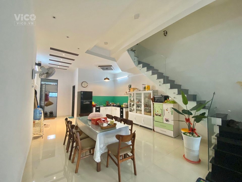 43 Bán nhà hẻm 5m đường Thống Nhất, 60m2, giá 6 tỷ 8